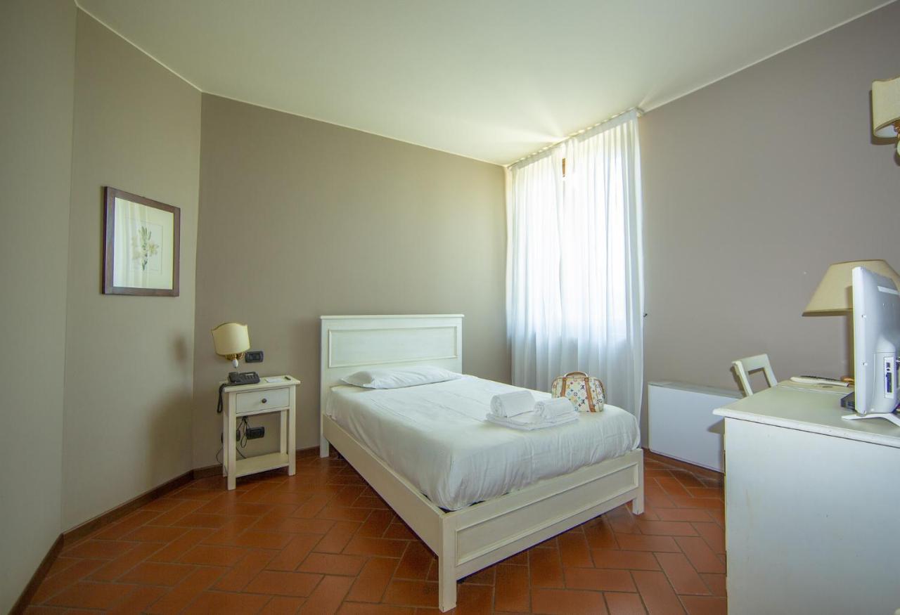 Pontevico Hotel Il Gelso מראה חיצוני תמונה