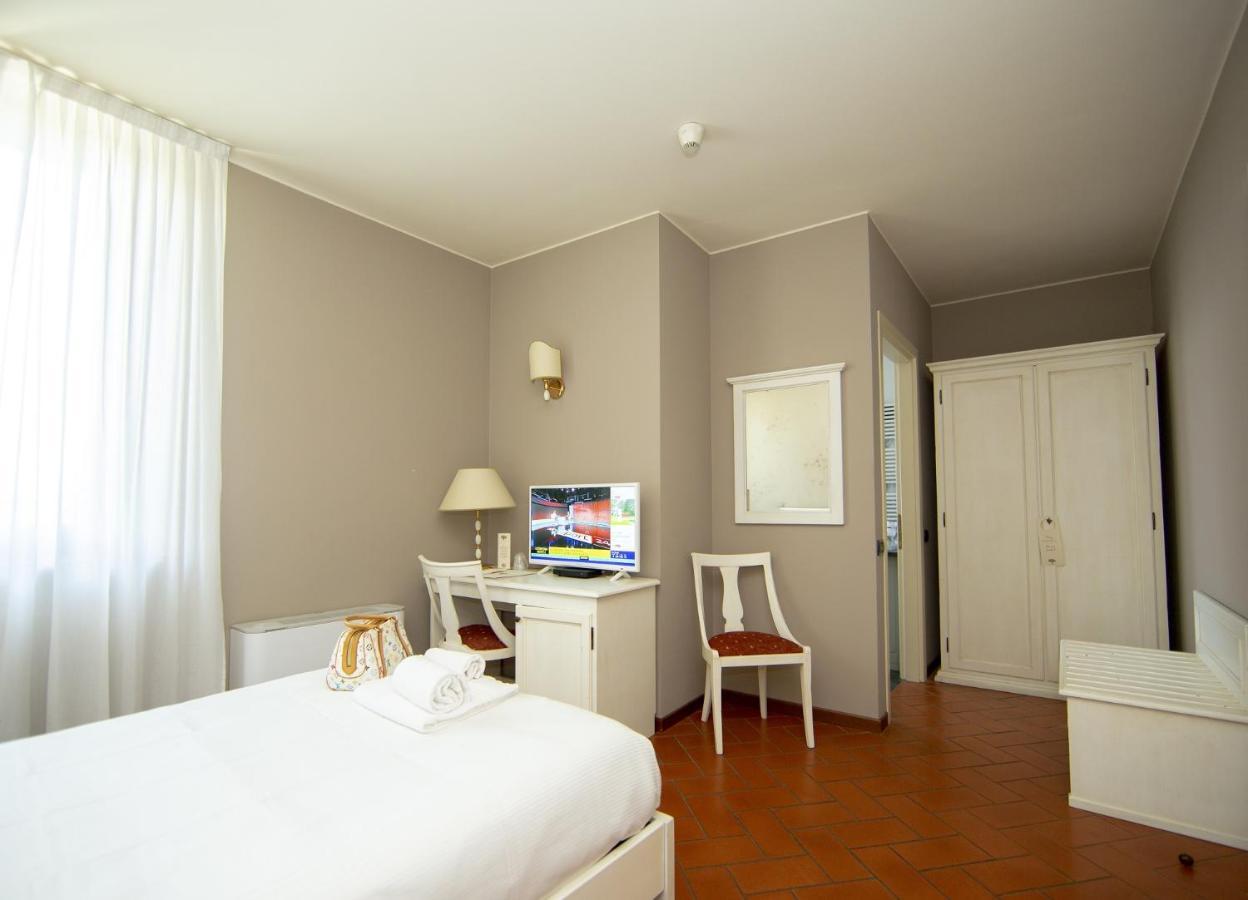 Pontevico Hotel Il Gelso מראה חיצוני תמונה