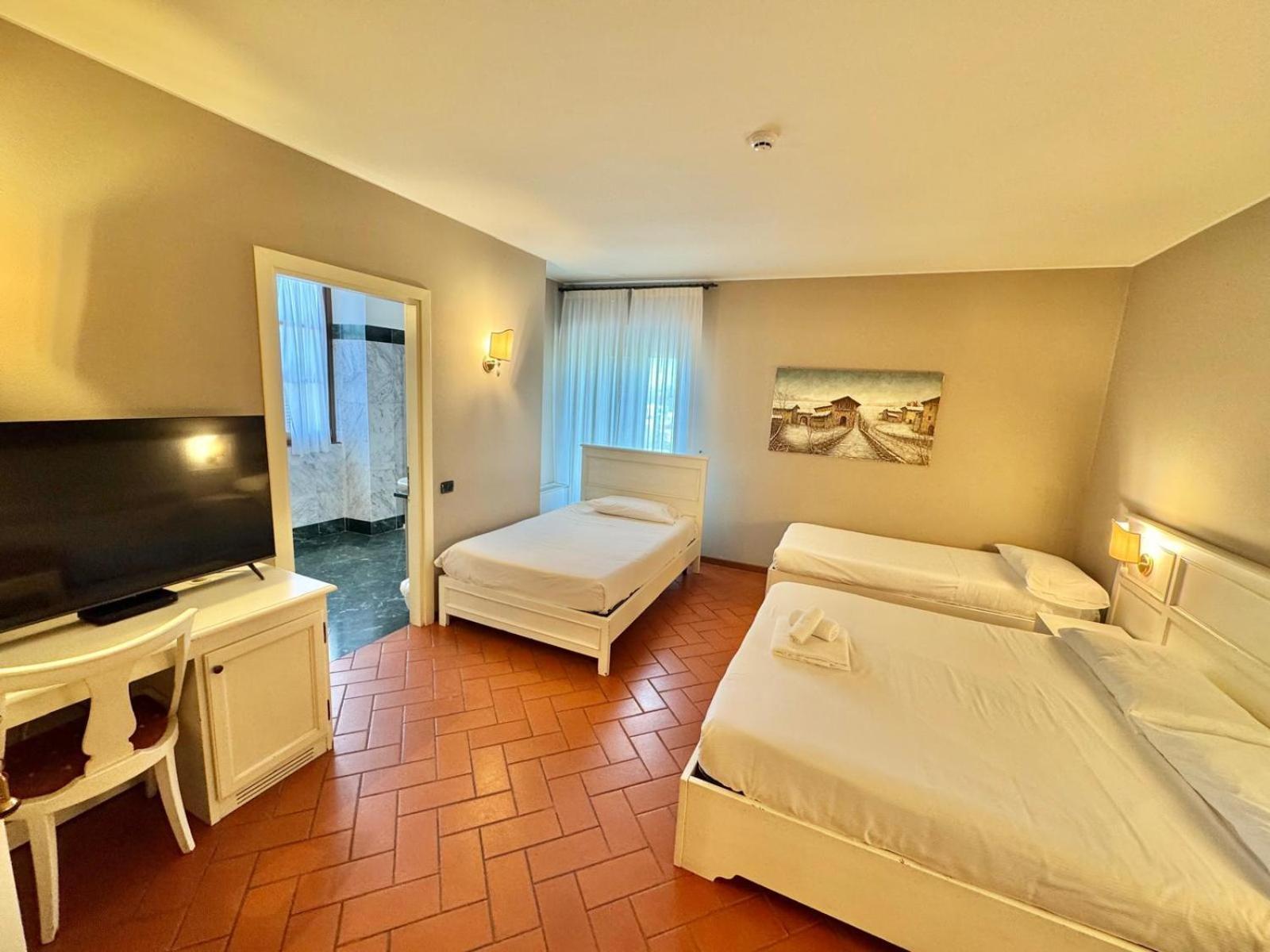 Pontevico Hotel Il Gelso מראה חיצוני תמונה